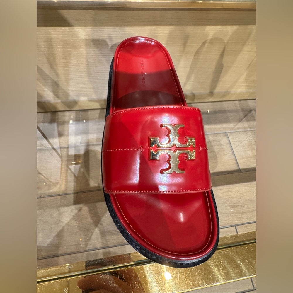 Tory Burch Red Patent Leather Slide Sandals with Gold Logo - Picture 5 of 8